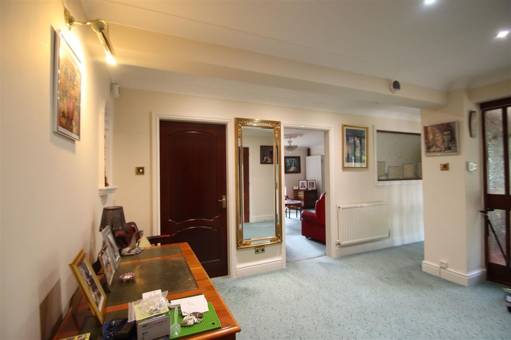 Property photo 3 of 15 Img_3822.Jpg
