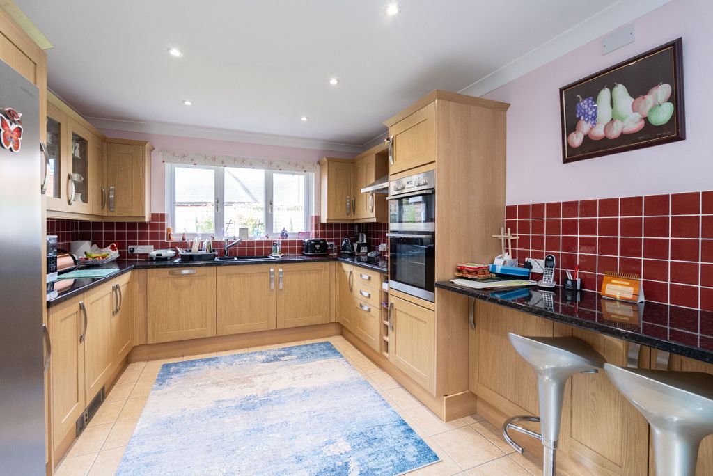 Property photo 2 of 8 Dsc02663