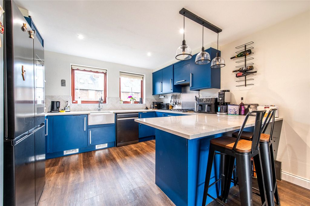 Property photo 2 of 31 Picture 2