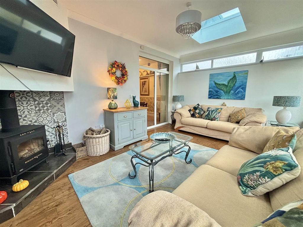 Property photo 3 of 25 Img_2027.Jpg