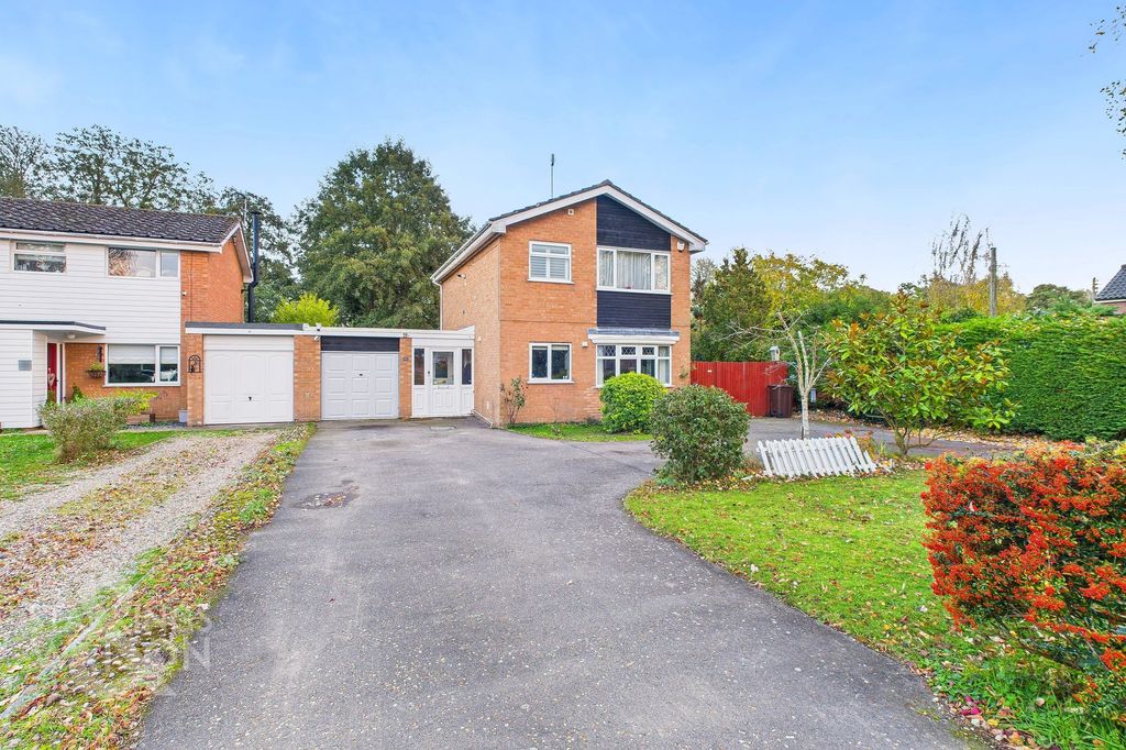 Property photo 1 of 22