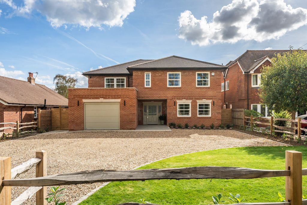 Property photo 1 of 43 Picture No. 60