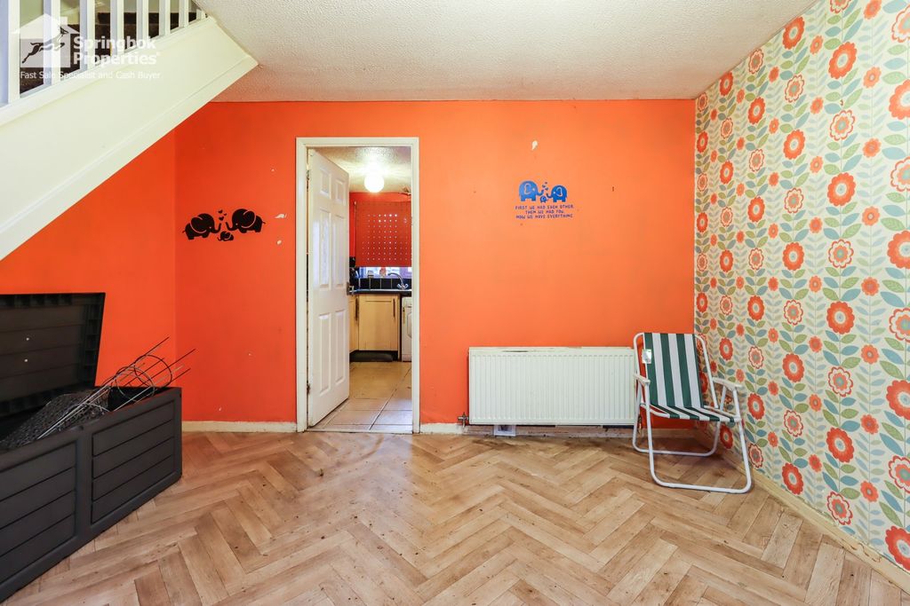 Property photo 3 of 15 Image 2