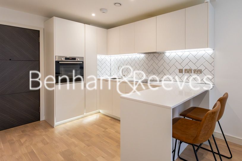 Property photo 3 of 21