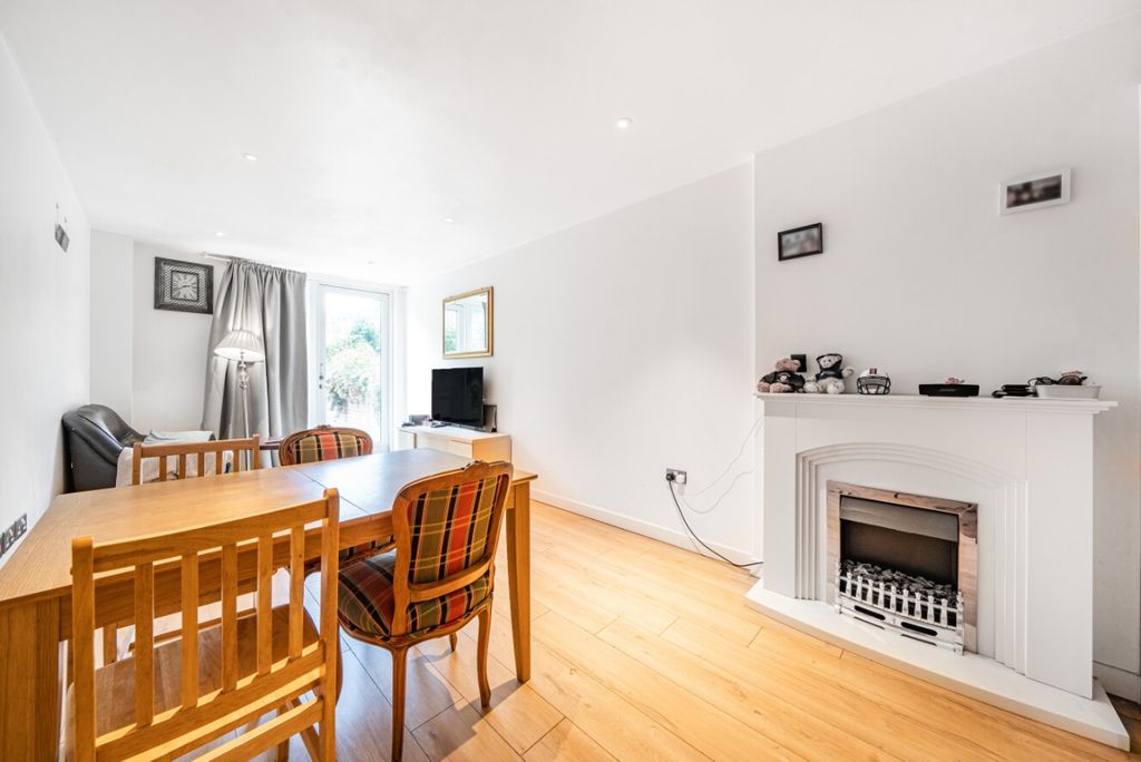 Property photo 2 of 5 1129910 (3)