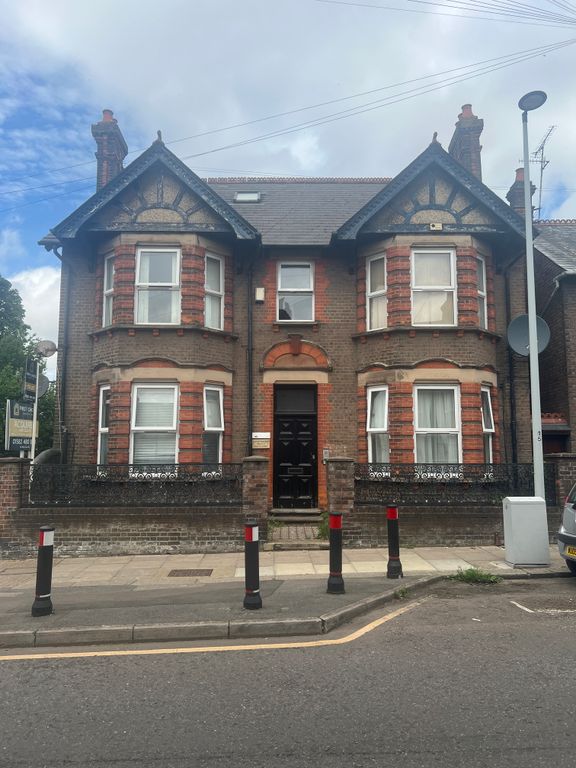 Property photo 1 of 7