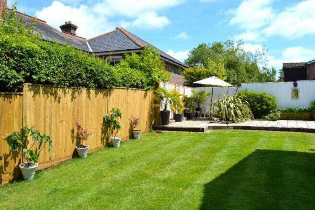 Property photo 2 of 7