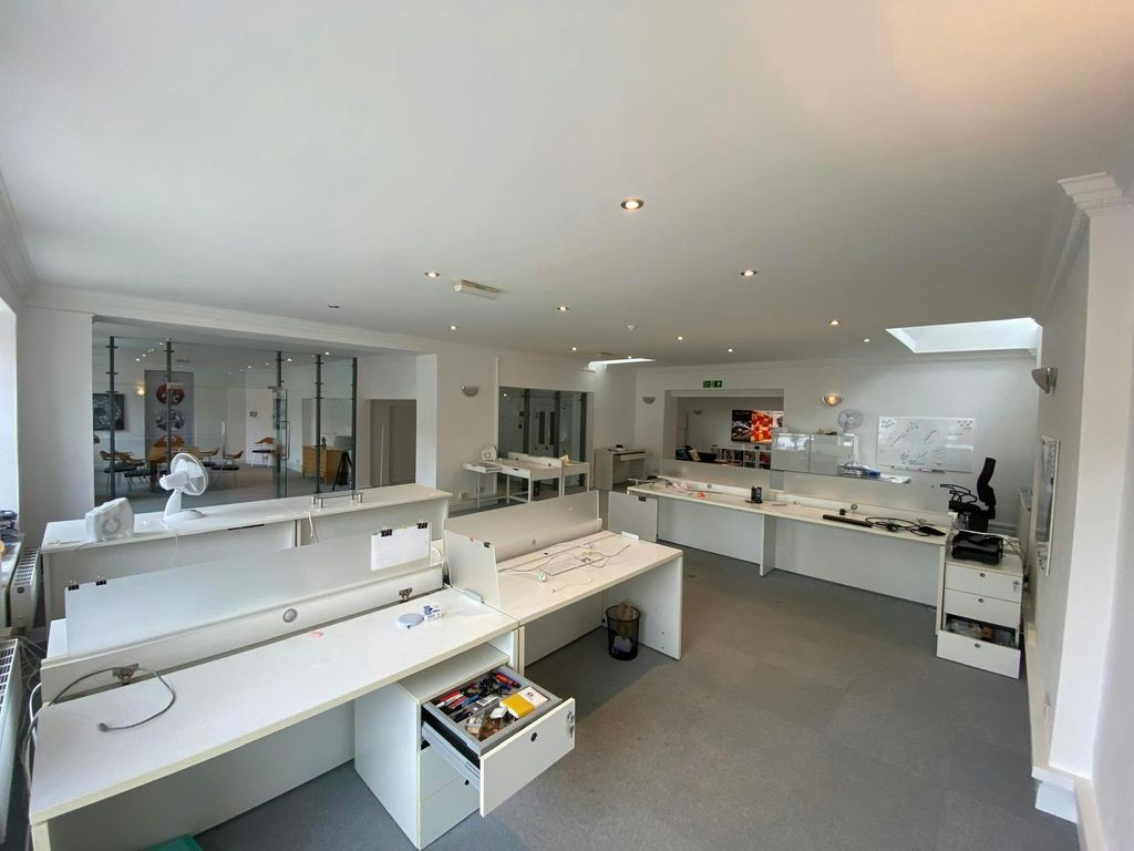 Property photo 2 of 5 Ad1d437Cae56496c827E804093B276Bf.Jpg