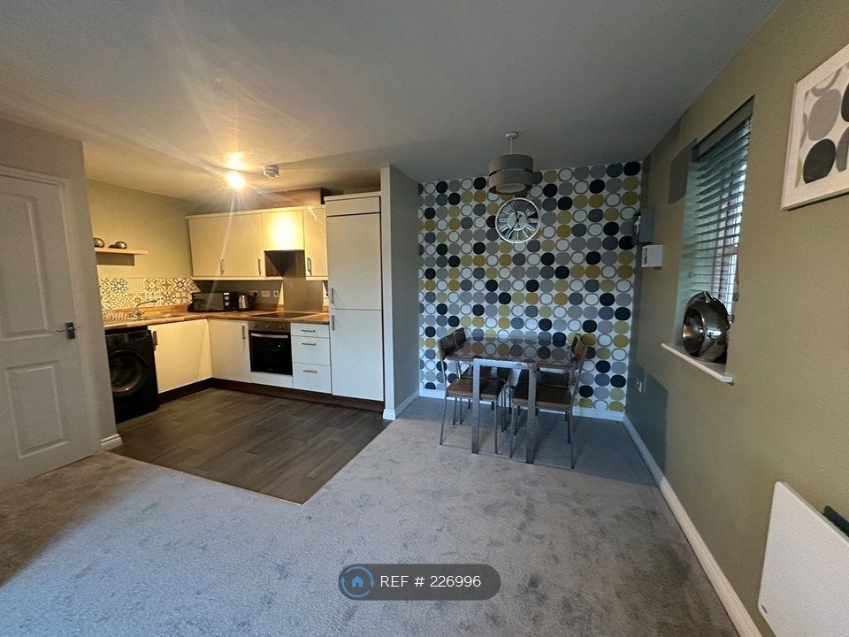 Property photo 2 of 6