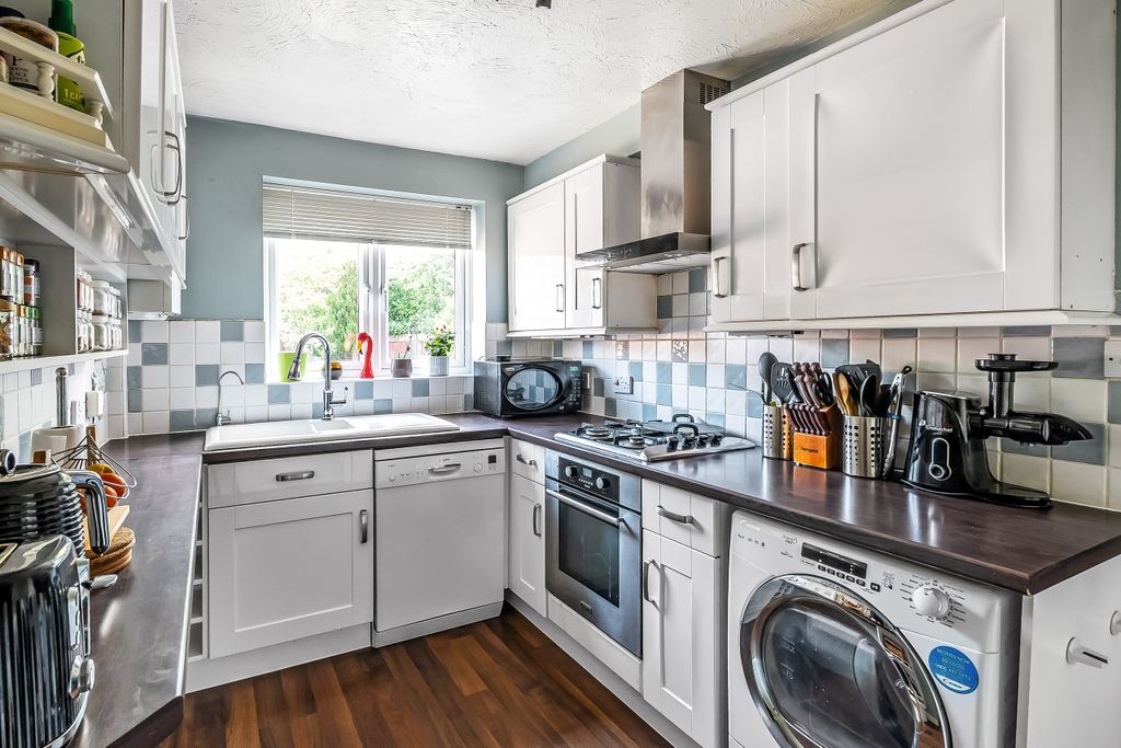 Property photo 3 of 27 Photo 3