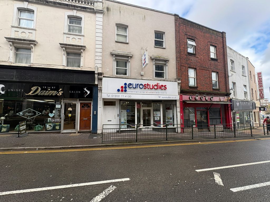 Property photo 1 of 5 97 Commercial Road.Jpg