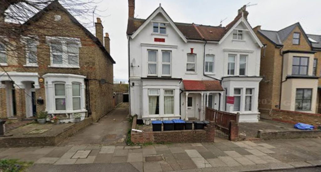 Property photo 1 of 1