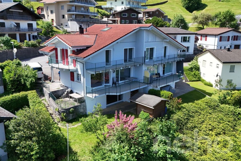 Property photo 3 of 12