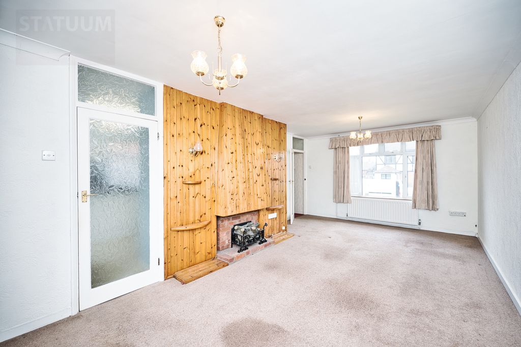 Property photo 3 of 22