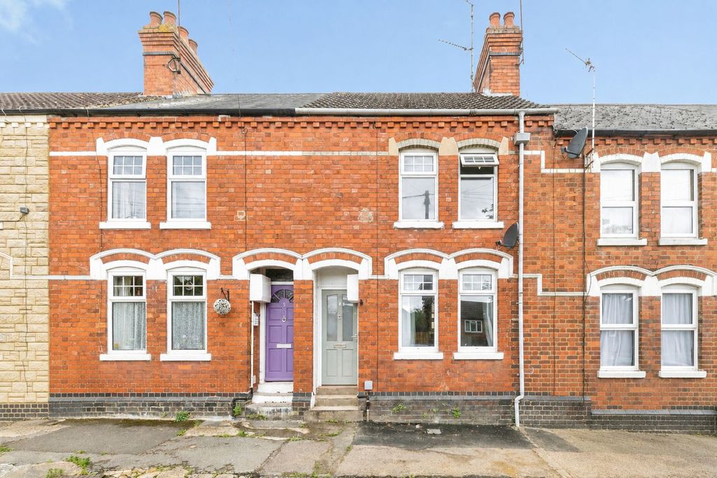 Property photo 1 of 13