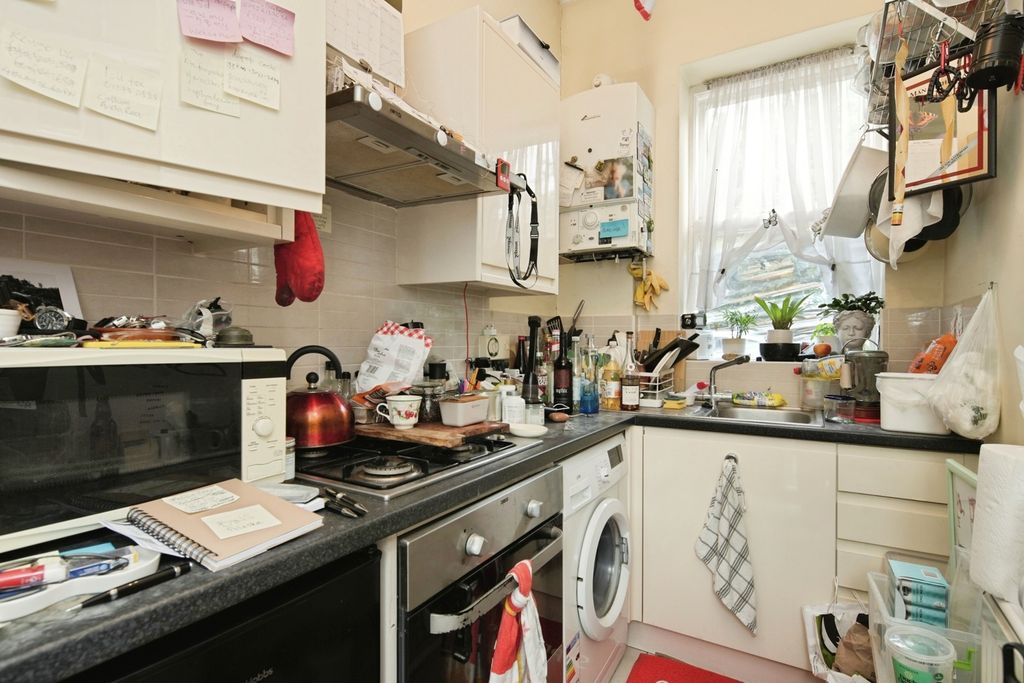 Property photo 3 of 11 Pbox-Img.Jpg