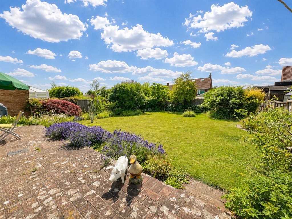 Property photo 2 of 16