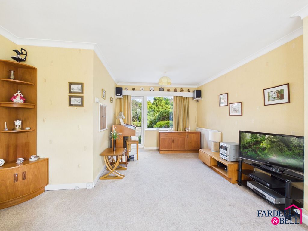 Property photo 3 of 18