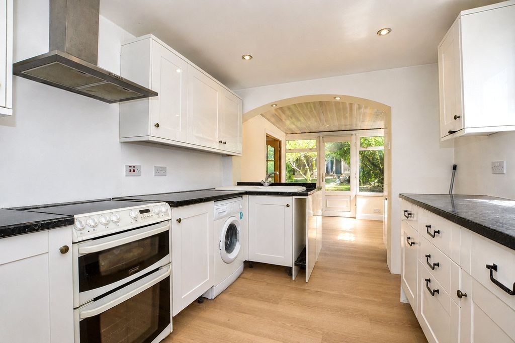 Property photo 1 of 14 Picture No. 36