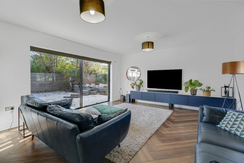 Property photo 3 of 30 Photo 3