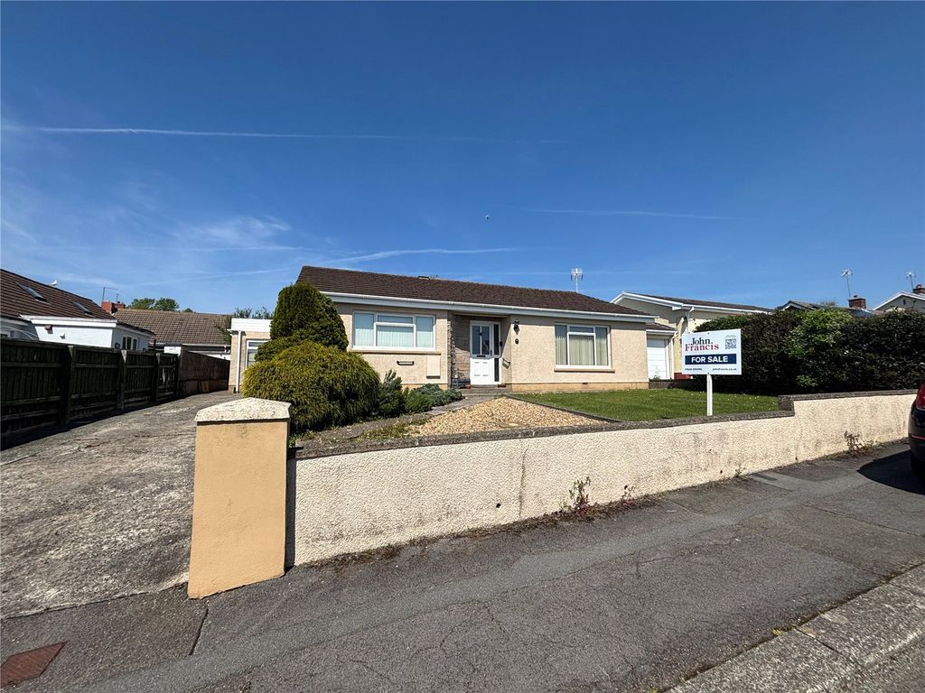 Property photo 2 of 18 Picture No. 26