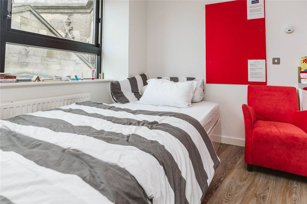 Property photo 1 of 10 Picture No. 07