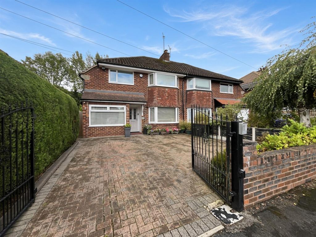 Property photo 1 of 27