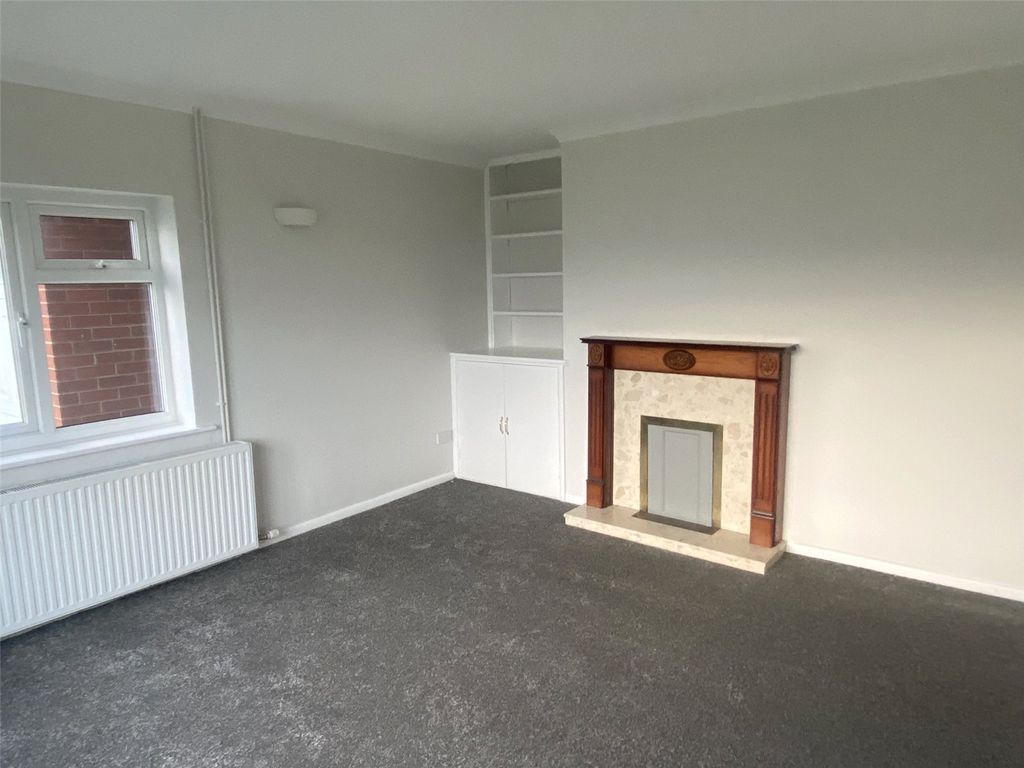 Property photo 2 of 9 Picture No. 08