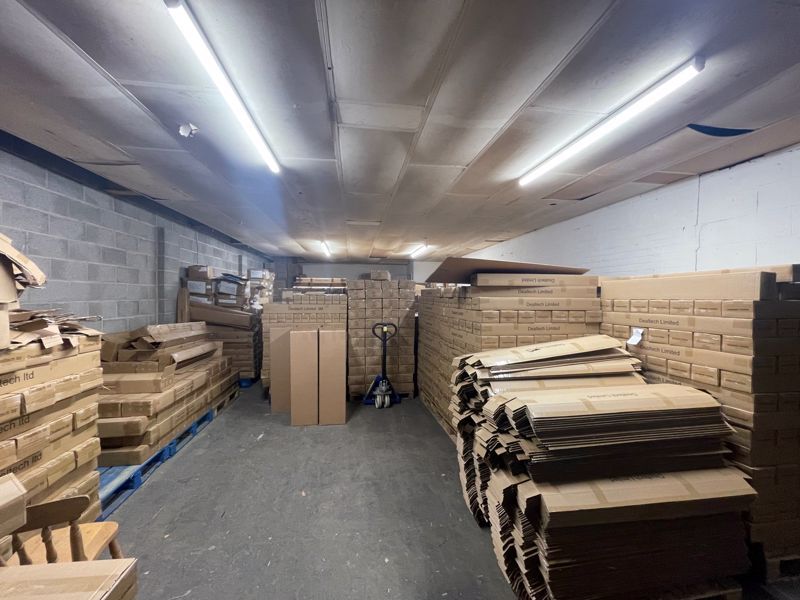 Property photo 3 of 10 Photo 1