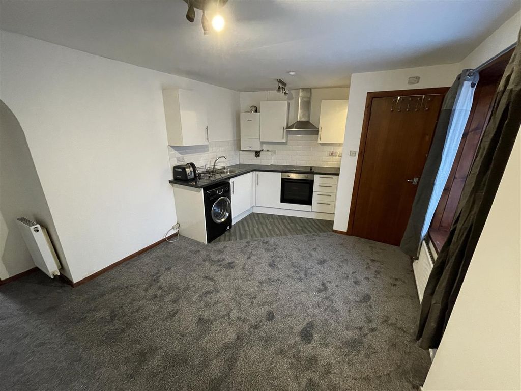 Property photo 2 of 14 Img_1666.Jpg