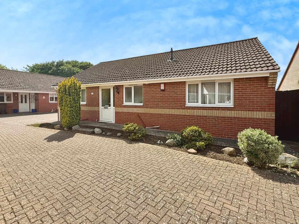 Property photo 2 of 19