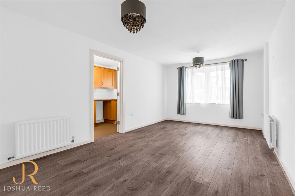 Property photo 2 of 10 Internal-4.Jpg
