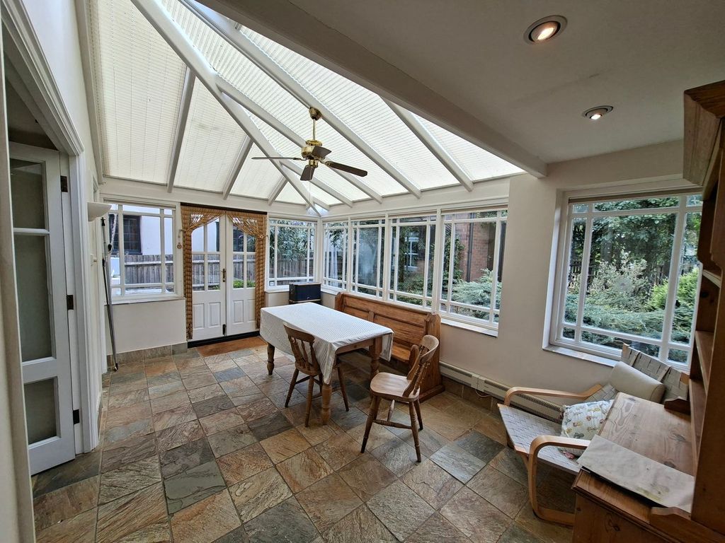 Property photo 3 of 22