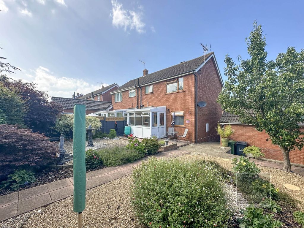 Property photo 1 of 21