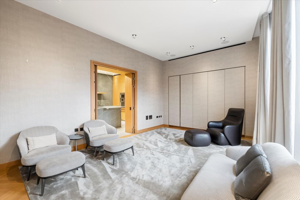 Property photo 3 of 20 Image