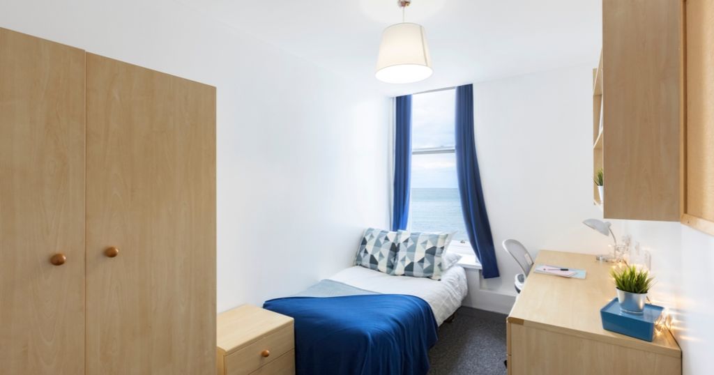 Property photo 1 of 1 Carpenter Premium Sea Collection All Bills Included Students Only