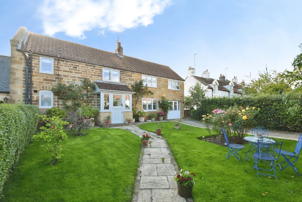 Property photo 1 of 18 Pbox-Img.Jpg