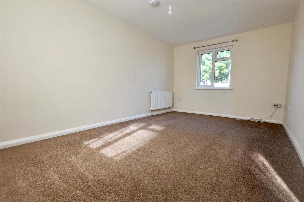 Property photo 3 of 9 Dsc_0556(2).Jpg