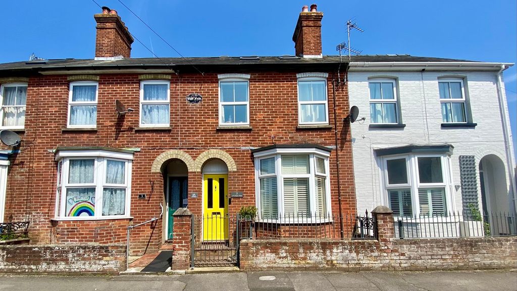 Property photo 2 of 11