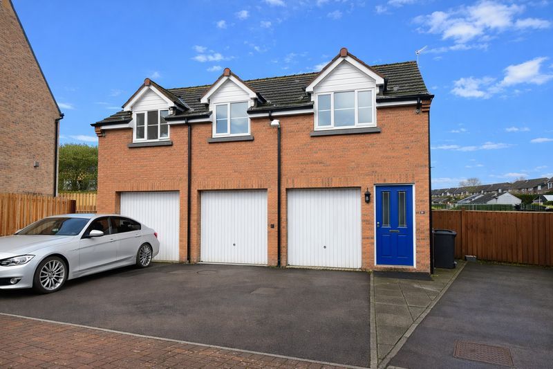 Property photo 1 of 12 External