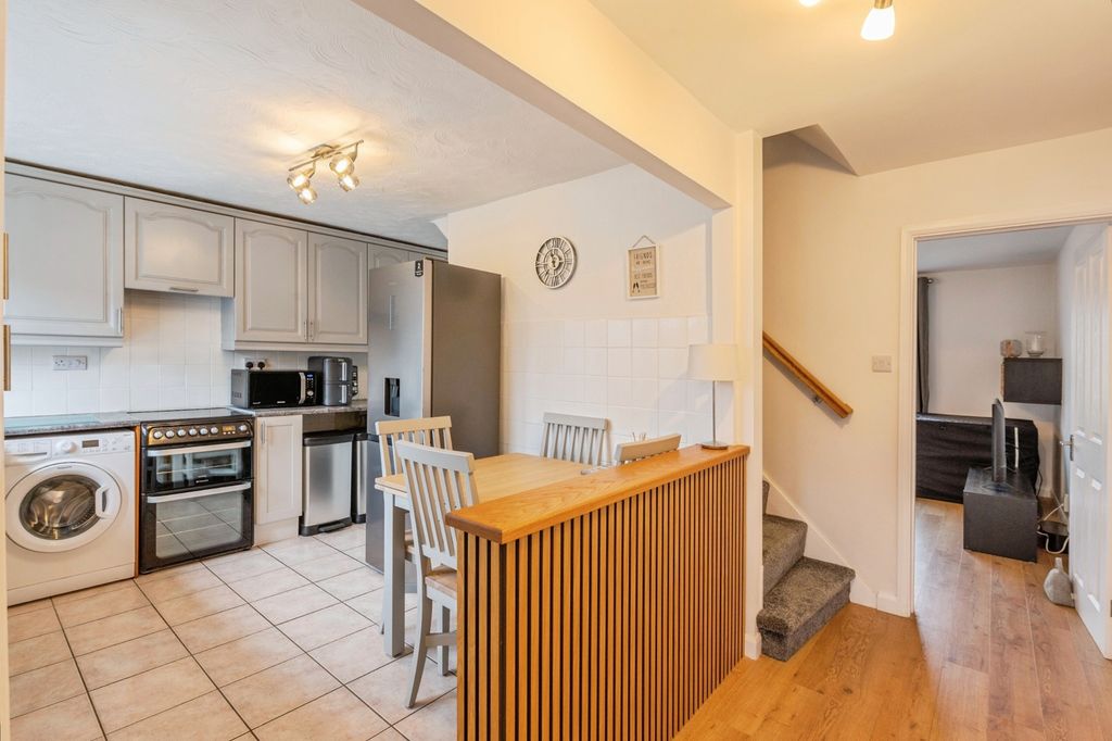 Property photo 2 of 12 Pbox-Img.Jpg