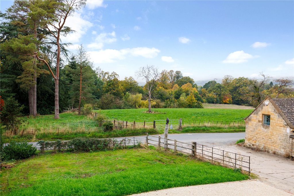 Property photo 2 of 24 Picture No. 05