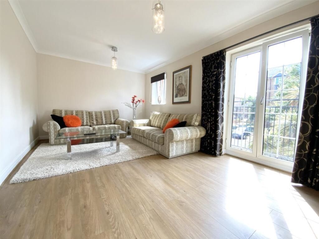 Property photo 3 of 14 B9Add882Ab18052Fb44d3Cb620A432A1