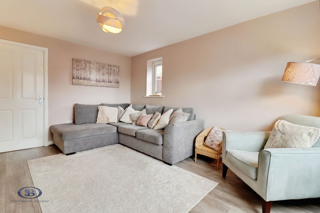 Property photo 2 of 22 Pbox-Img.Jpg