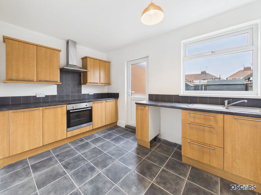 Property photo 3 of 16 Photo 8