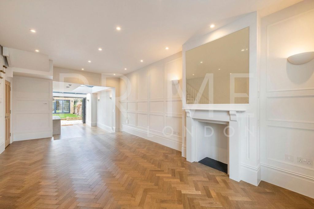 Property photo 3 of 17 Br5B (15).Jpg