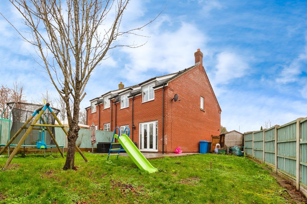 Property photo 3 of 17