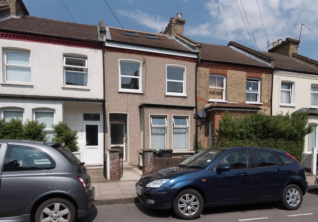 Property photo 1 of 16