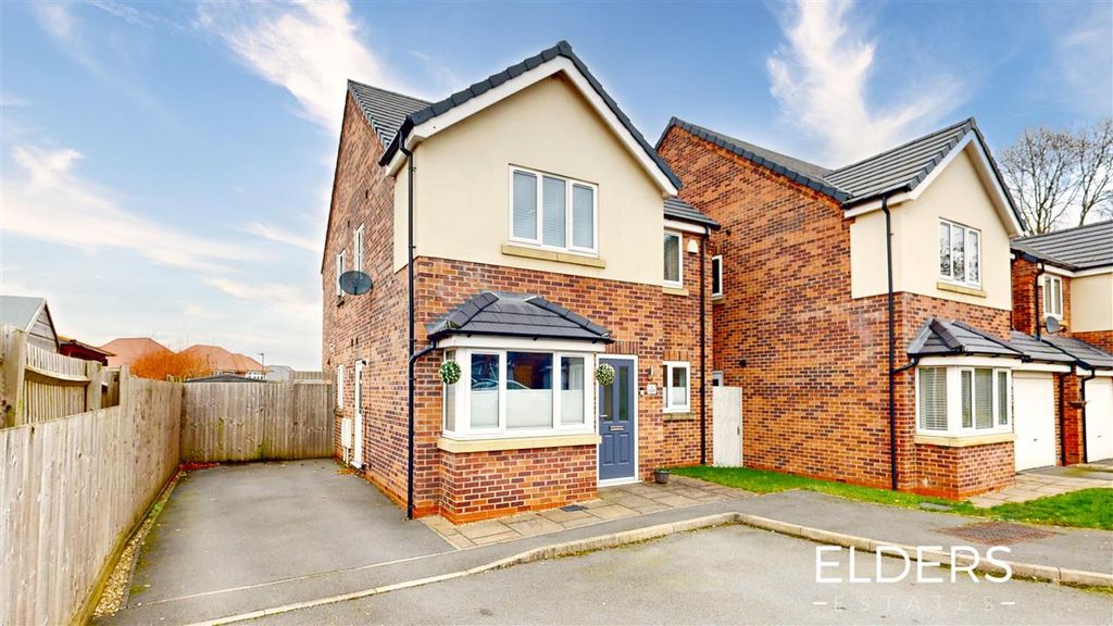 Property photo 2 of 25