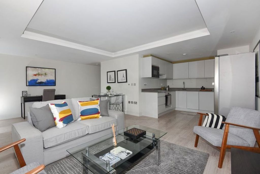 Property photo 3 of 16